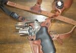 ruger 44 mag chest holster + speed loader - Ruger 44 mag Alaskan super redhawk double action stainless steel + chest holster + speed loader